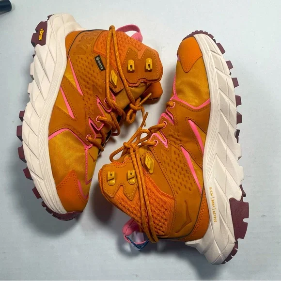 BNIB HOKA ONE ONE ANACAPA MID GTX $195 US 5.5M Price Firm no discounts - Picture 6 of 16